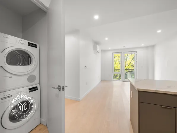 1499 Bedford Avenue image 5 of 46