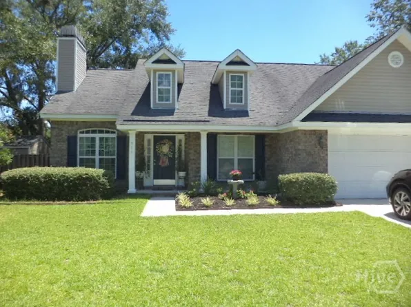 511 Cobblestone Circle, Bloomingdale, GA 31302