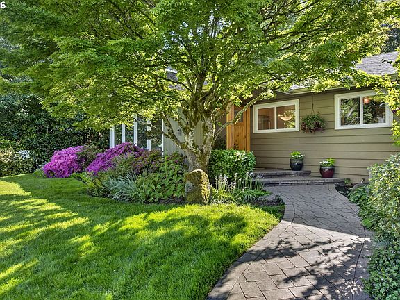 5th image of 16965 Chapin Way