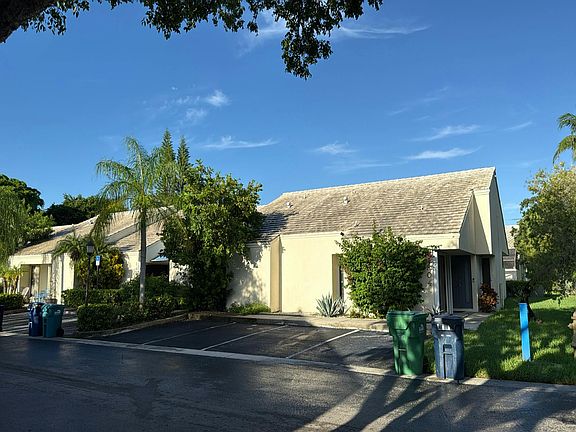 2nd image of 14808 SW 124th Ct