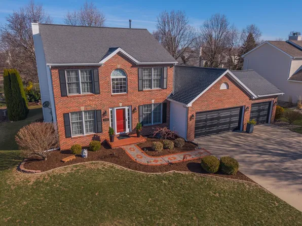 3304 Barrington Rd, Bloomington, IL 61704