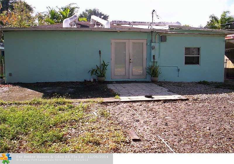1st image of 1325 SW 31st St