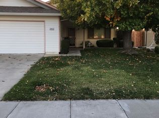 19051 N Benedict Dr, Woodbridge, CA 95258