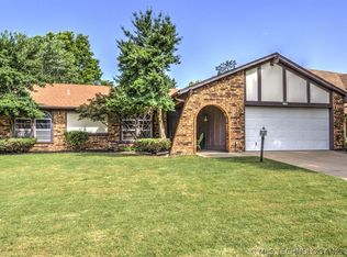1104 S Oak Ave, Broken Arrow, OK 74012