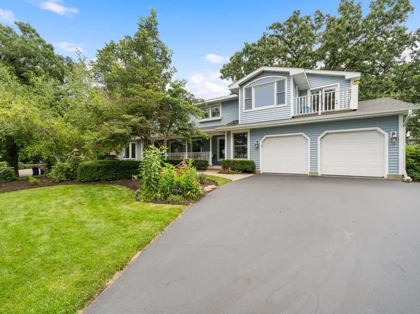 33254 N Cove Rd, Grayslake, IL 60030