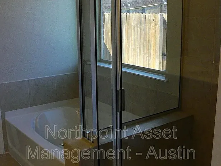 3304 De Torres Cir — Photo 9