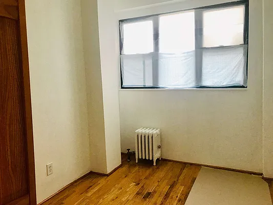 Rented by In Haus LLC | media 11