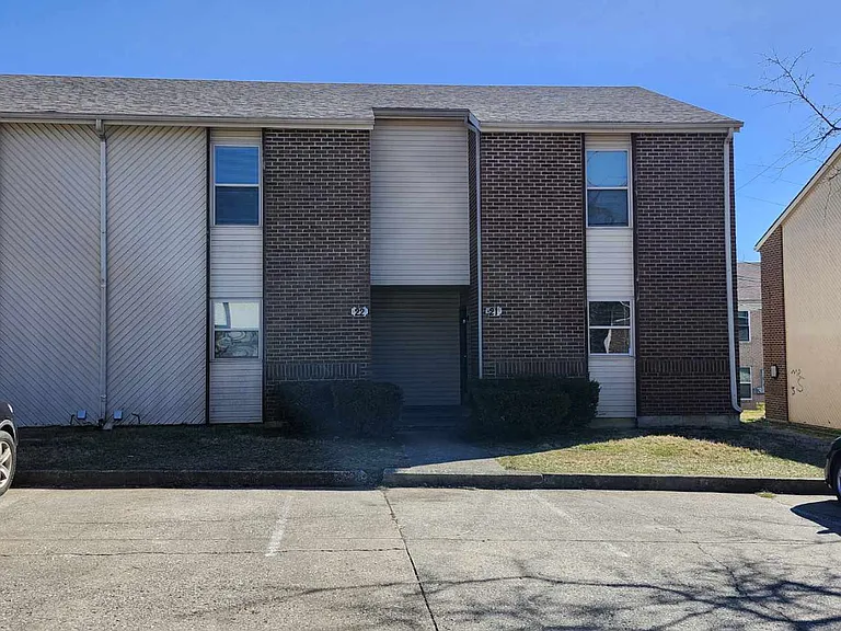 128 Landings Dr #4 — Photo 3