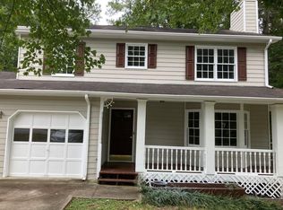 2925 Wildflower Ln, Snellville, GA 30039
