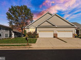 17680 Glass Ridge Pl, Gainesville, VA 20155