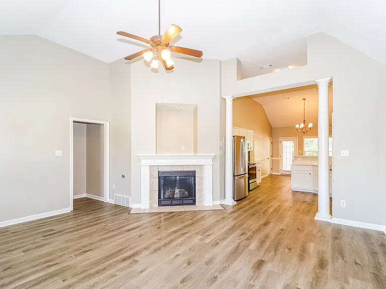 10178 Morning Hill Dr — Photo 5