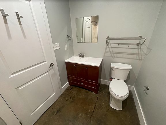 4th image of 1001 Monticello Ave #10772168