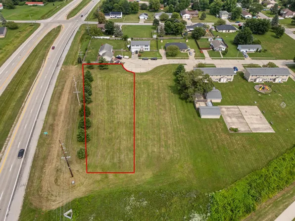 7th St, Perry, IA 50220