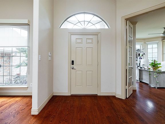 4th image of 2304 Chipping Campden Rd