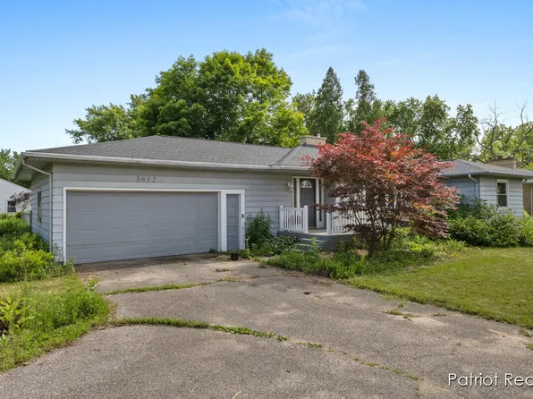 3612 Lake Michigan Dr NW, Grand Rapids, MI 49534