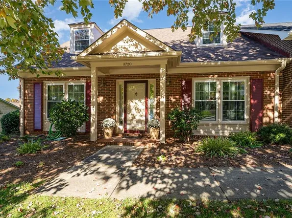 3720 Sawgrass Rd, Greensboro, NC 27410