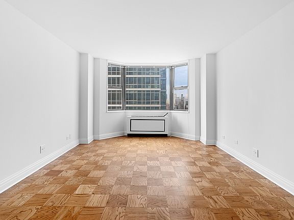 2nd image of 400 E 71st St APT 20L