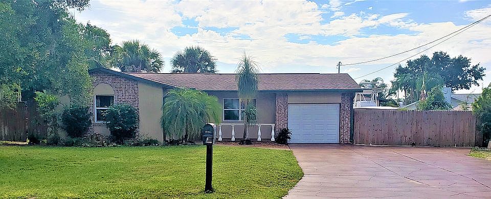 1st image of 26 Lake Henry Dr