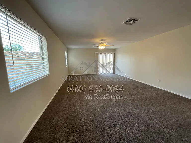 25654 W Satellite Ln — Photo 7