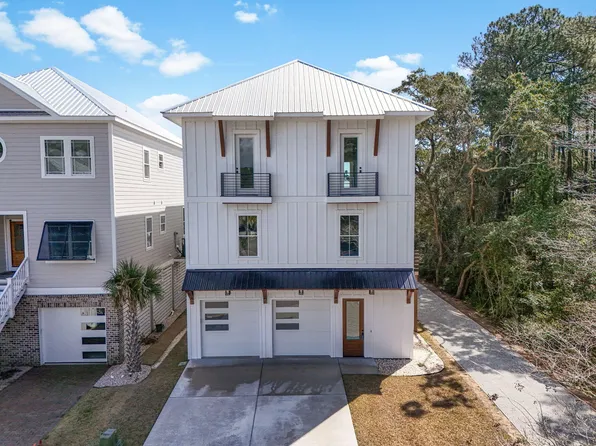 42 Enclave Pl, Pawleys Island, SC 29585