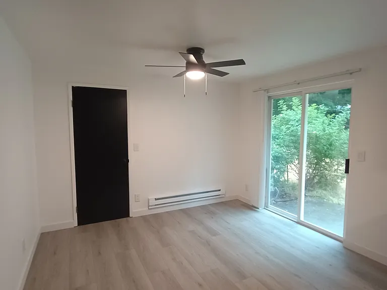 7376 Haynes Ln NE #7376 — Photo 11