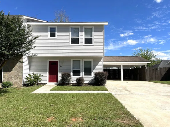 620 Maplewood Dr, Bonaire, GA 31005