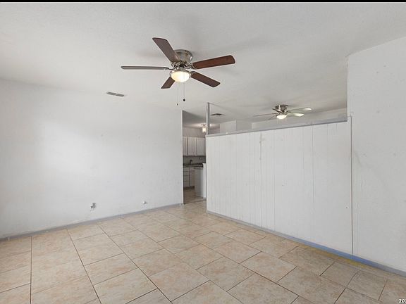 4th image of 143 Surfrider St