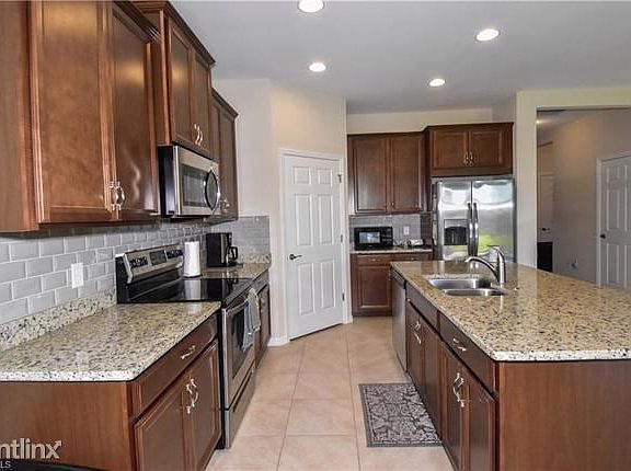 5th image of 3317 Apple Blossom Dr