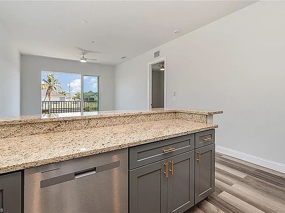 5th image of 615 Cultural Park Blvd #4