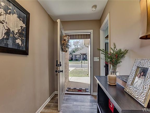 2nd image of 7231 Hud Ln