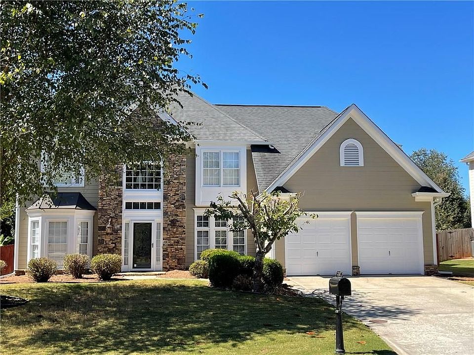 1st image of 245 Gladeside Path