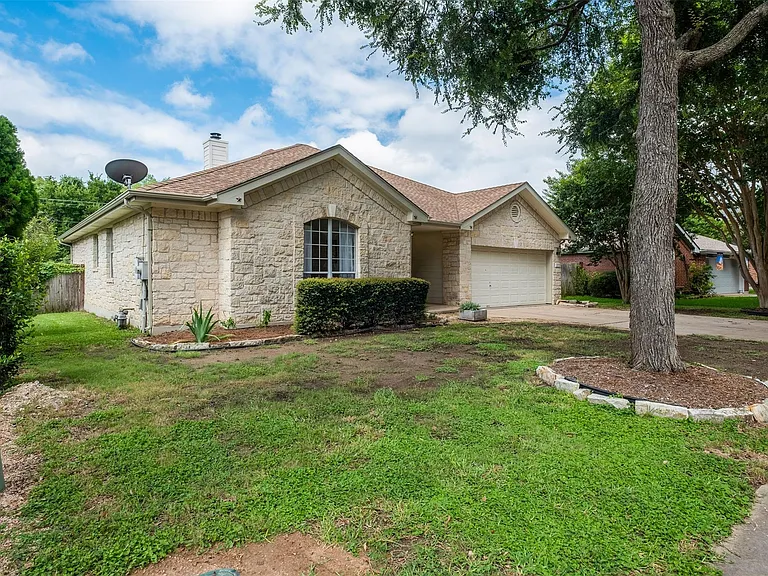 16853 Tortoise St — Photo 38