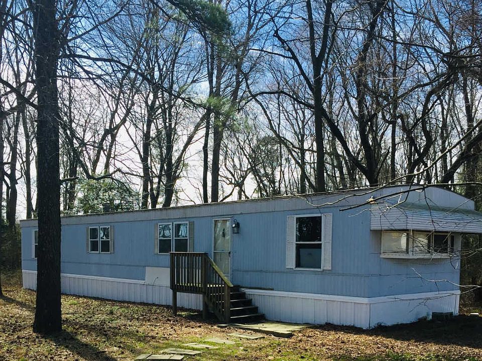 2nd image of 32758 Pear Tree Rd