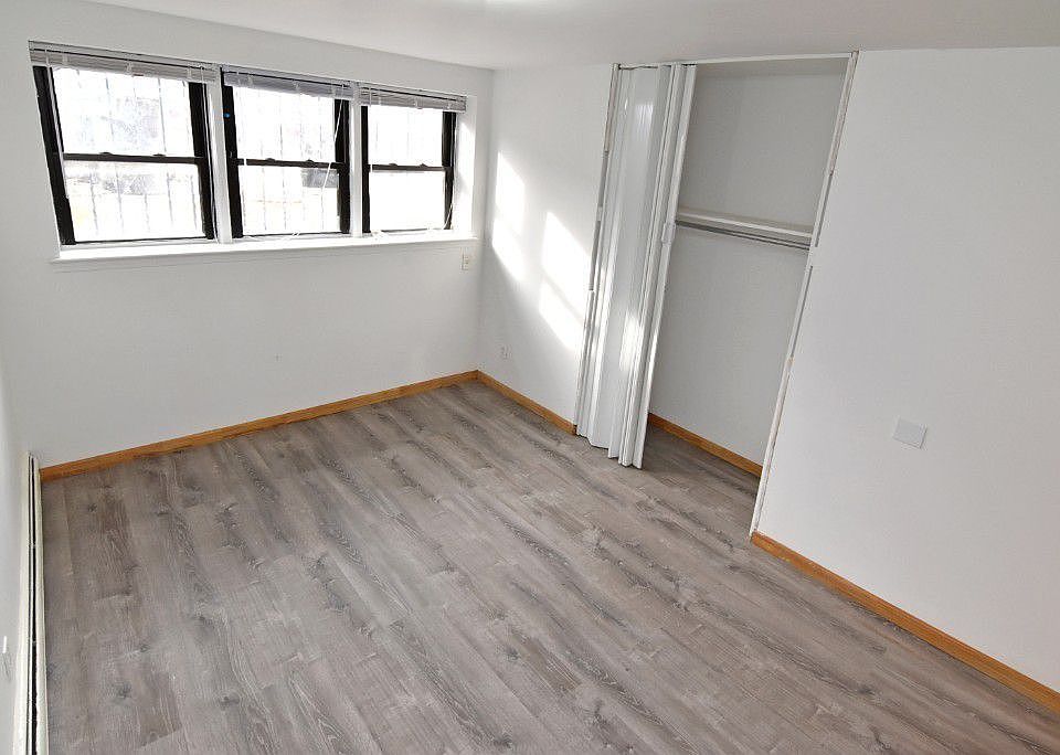 1st image of 4015 102nd St APT 1A