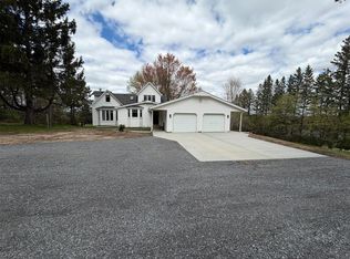 1527 Deerfield Road, Eau Claire, WI 54703
