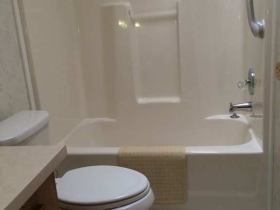 3rd image of 78 Ryefield Dr