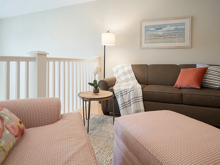 917 W Savidge St #27 — Photo 6