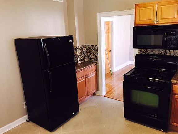 5th image of 1219 S 48th Ct