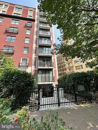 1117 New Hampshire Ave NW #9 Photo 1
