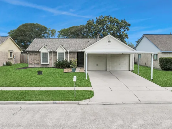 1113 Maple Creek Dr, La Porte, TX 77571