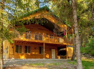 214 Spurwood Dr, Star Valley Ranch, WY 83127