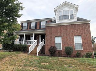 8483 Beautiful Valley Dr, Nashville, TN 37221