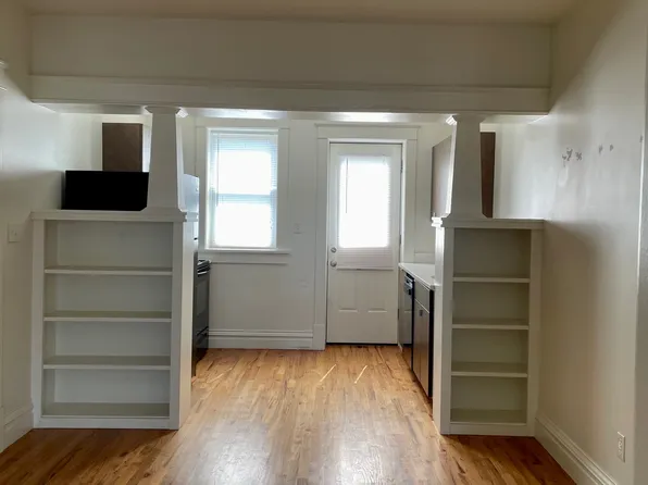 4102 McRee Ave APT 2W, Saint Louis, MO 63110