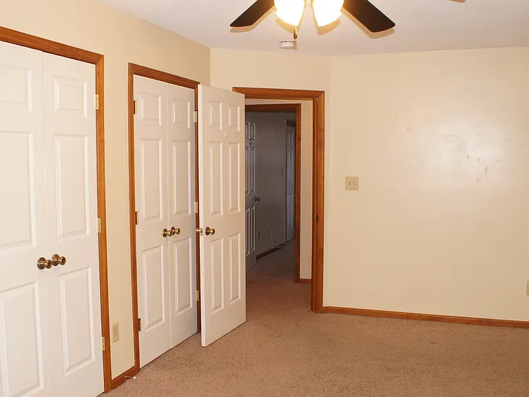 1221 Clearwater Ln — Photo 40