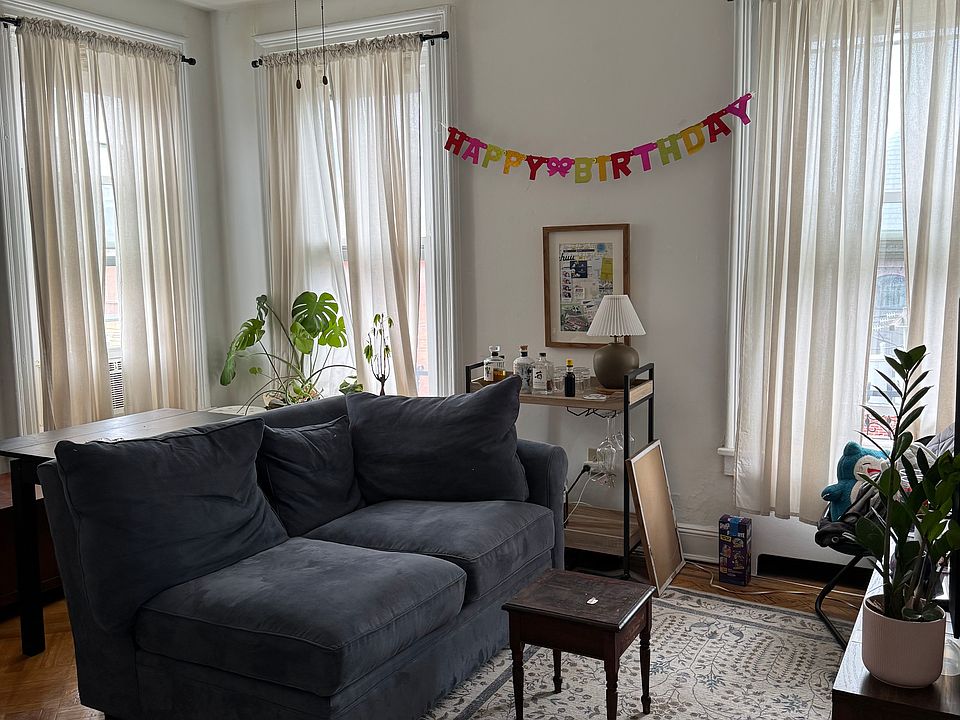 1st image of 1001 Garden St APT 4