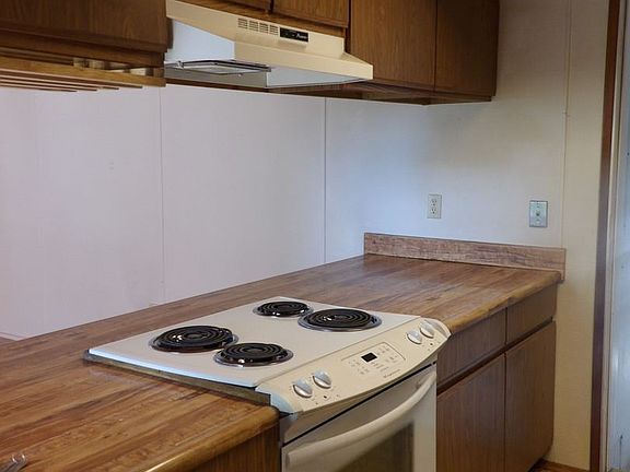 5th image of 31035 NW Pacific St