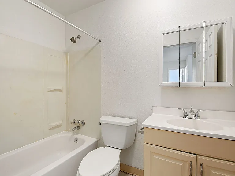 4031 Goodell Ln #5 — Photo 8