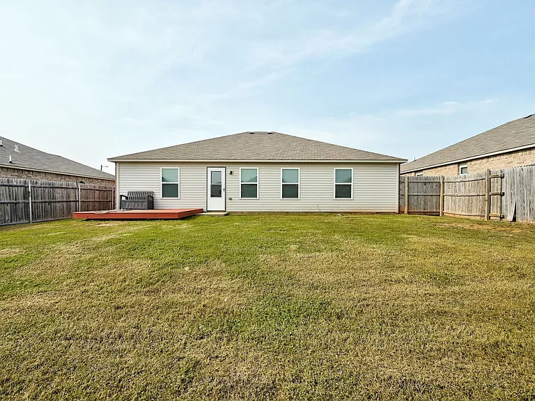 11705 NW 133rd St — Photo 33