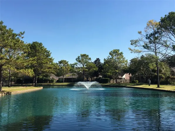 2306 Foster Leaf Ct, Richmond, TX 77406