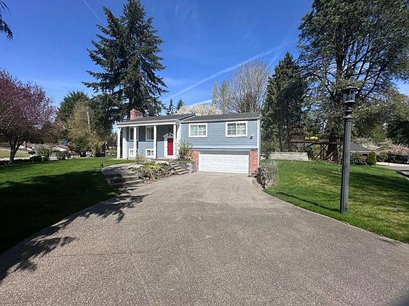 2nd image of 15054 SE Fairwood Blvd